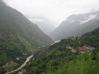 DSC07116  Aujourd'hui, randonnée au départ d'un village (Zhonglu) pour atteindre un autre village (Suopo), de l'autre côté de la montagne. Pour cela un guide local nous ouvre la voie (mais se perdra plusieurs fois !).