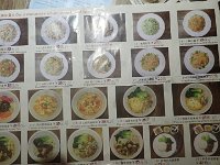 TG560426  Pour choisir son repas, rien de tel qu'un menu avec des photos !