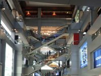 TG570721  Notre mission, visiter deux malls pour quelques emplettes, mais on n'a que peu de temps :-(